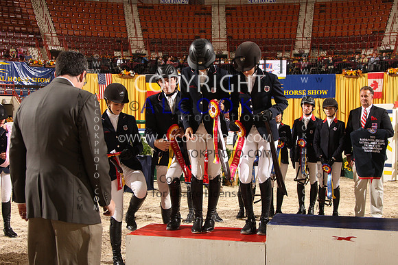 12cParade & Team Present_013_PN13