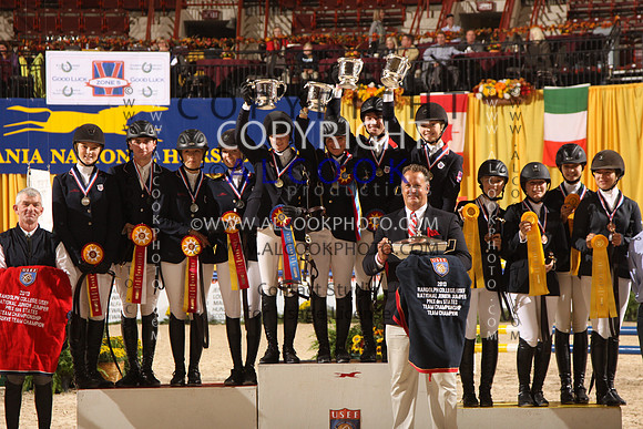 12cParade & Team Present_042_PN13