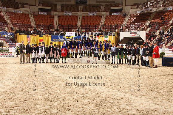 12cParade & Team Present_038_PN13