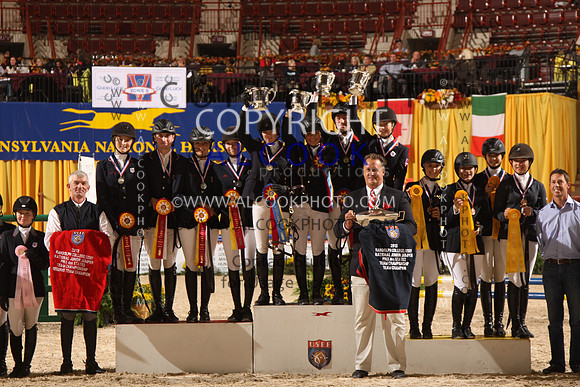 12cParade & Team Present_041_PN13