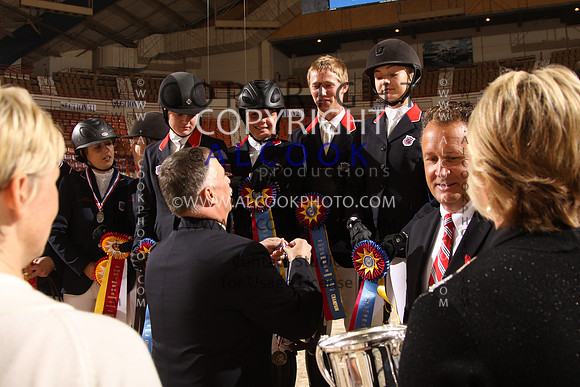 12cParade & Team Present_025_PN13